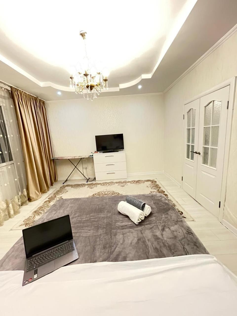 Samal 1, 75 Almaty