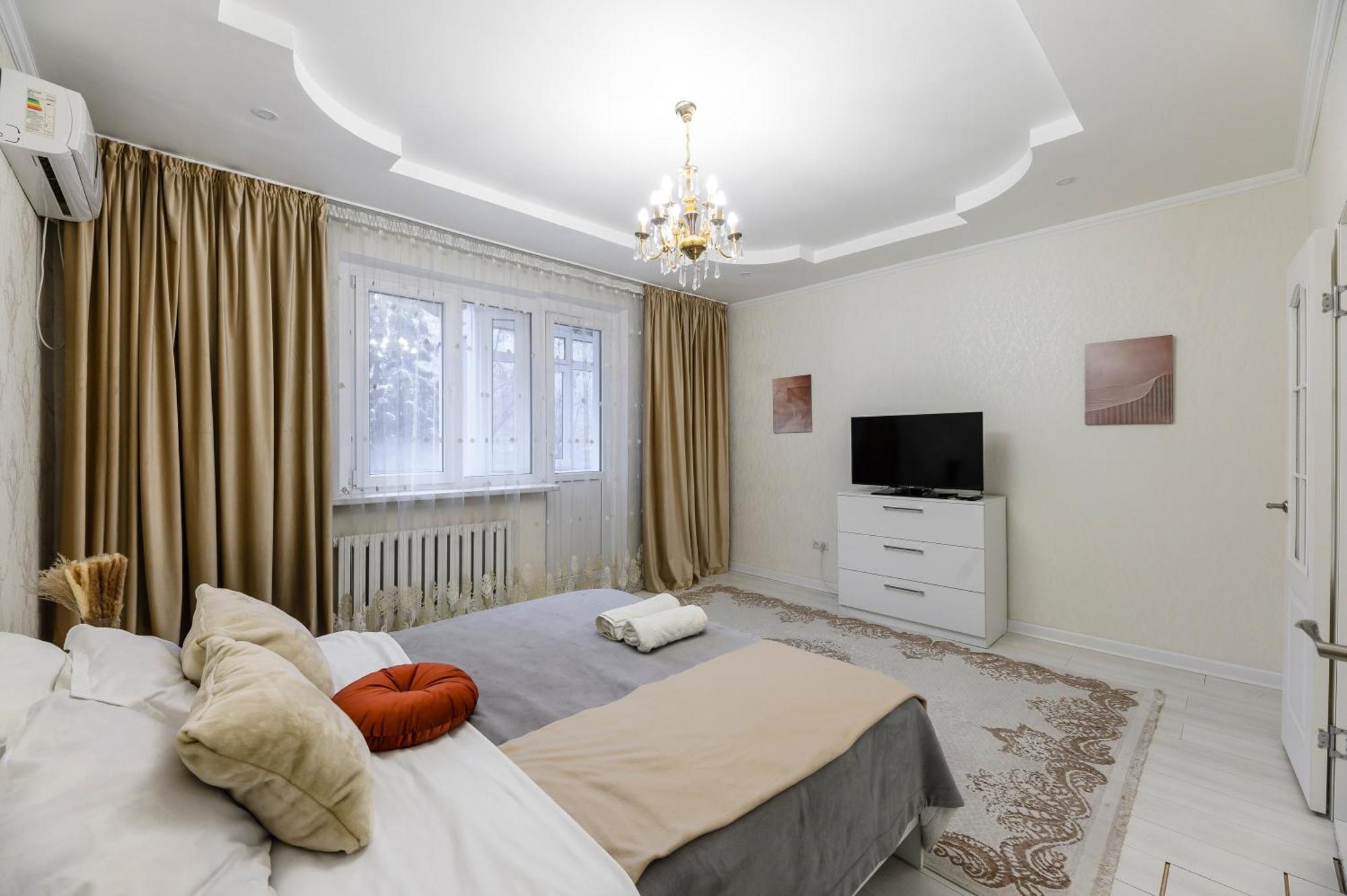 Samal 1, 75 * Almaty